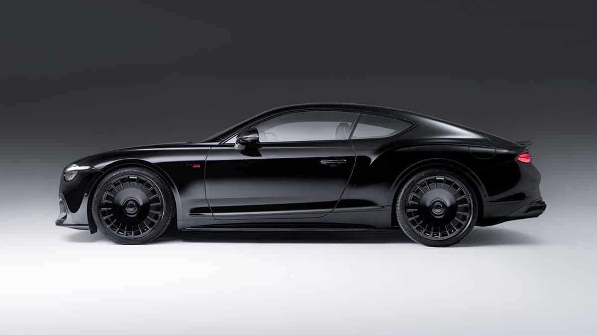 Profile of the Brabus 900 Superblack based on the Bentley Continental GT Speed