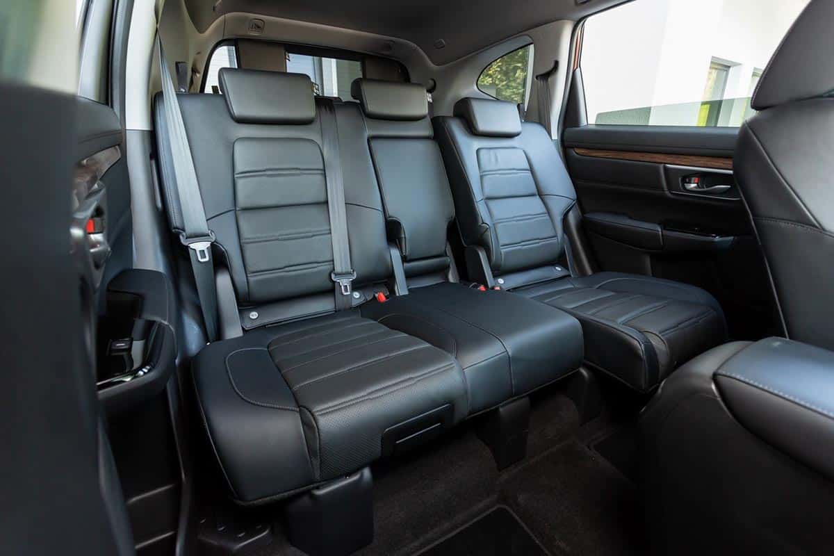 Honda ZR-V rear bench with refined upholstery and space for two adults