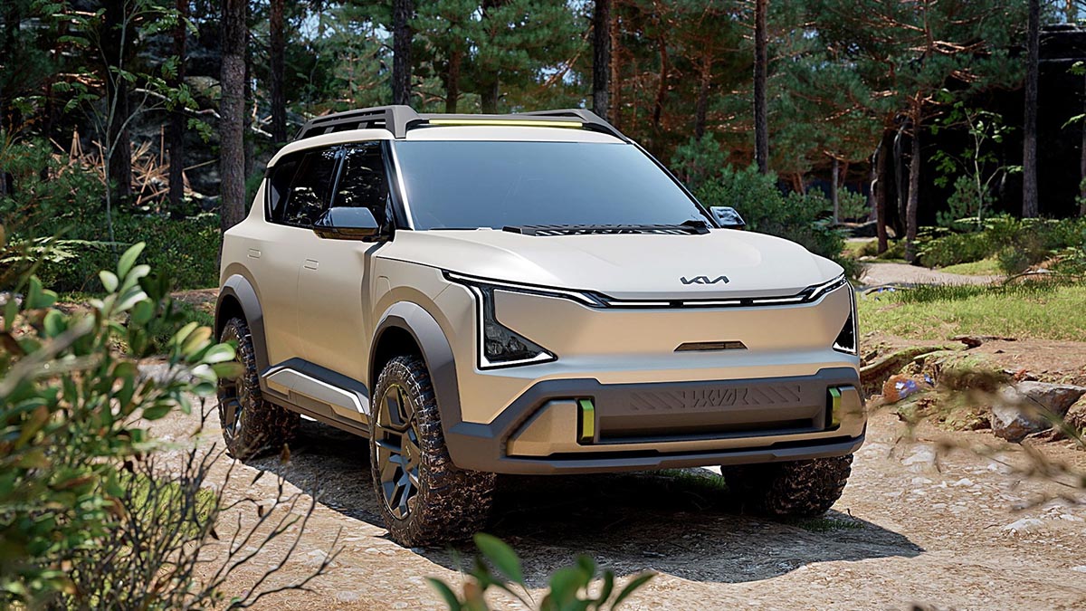 Kia EV5 WKNDR front view with raised ground clearance and off-road elements