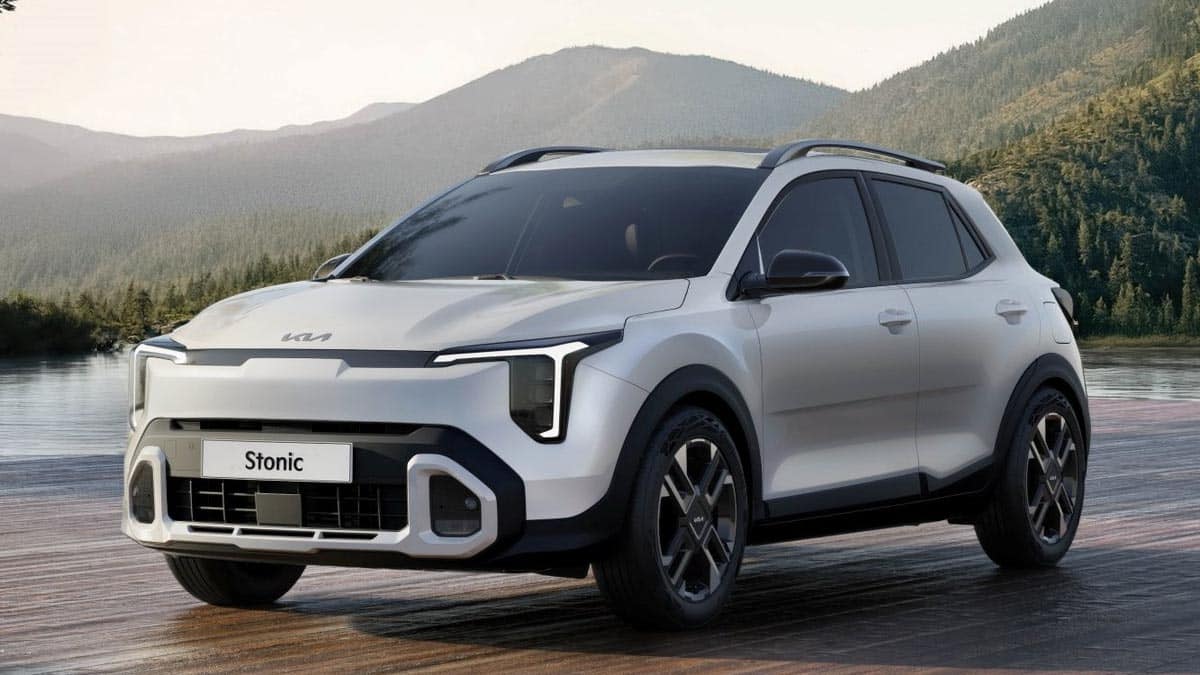 Front view of the restyled 2026 Kia Stonic MHEV with LED signature and new grille