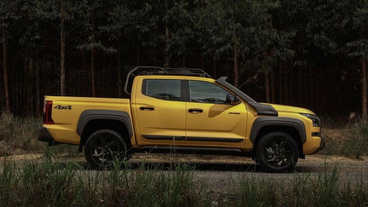 2025 Mitsubishi L200 Triton Savana profile view with off-road equipment and sand paint