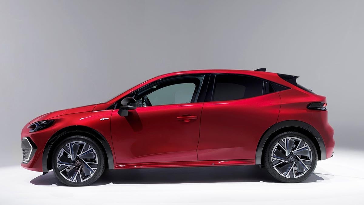 Renault Clio 6 2026 new generation with mature design advanced technology and hybrid powertrain
