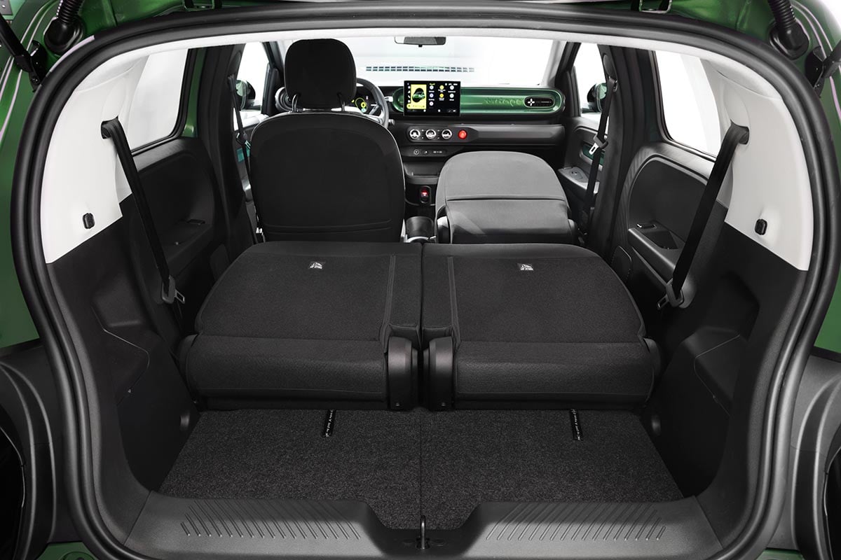 Trunk of the electric Renault Twingo with foldable seatback and optimized volume
