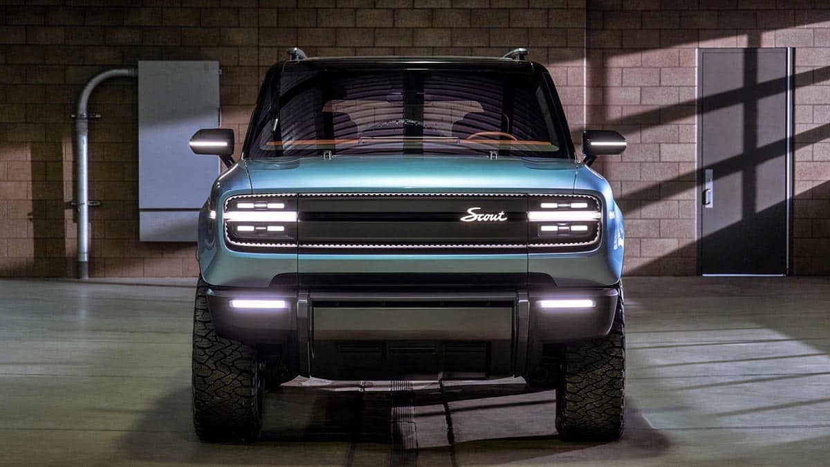 Scout front end with solid grille and LED light signature