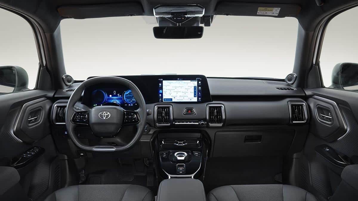Interior of the Toyota Urban Cruiser with central touchscreen and digital instrumentation