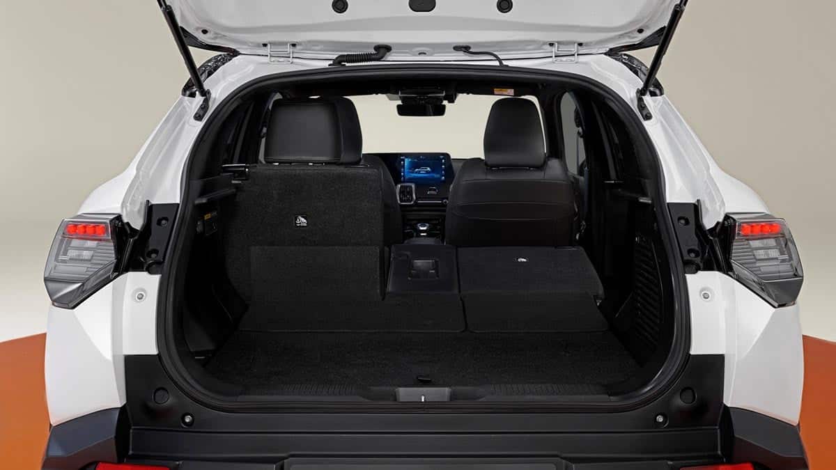 Cargo volume of the Toyota Urban Cruiser electric with flat loading threshold