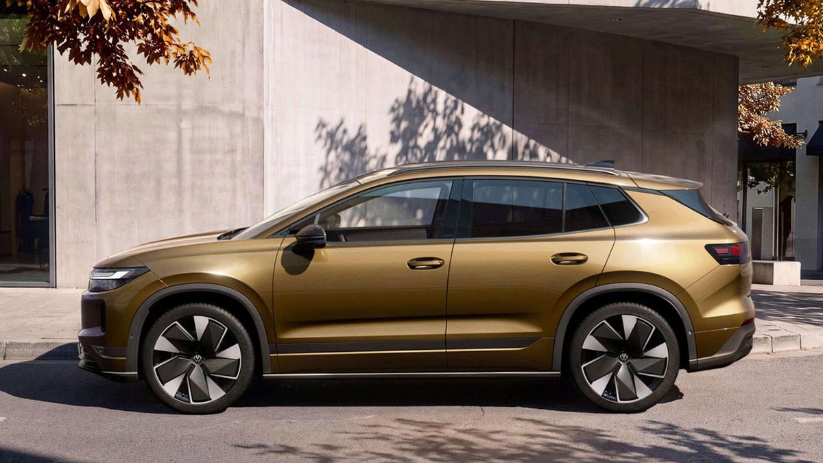 Volkswagen ID. Tiguan electric SUV shown in a front three-quarter view.